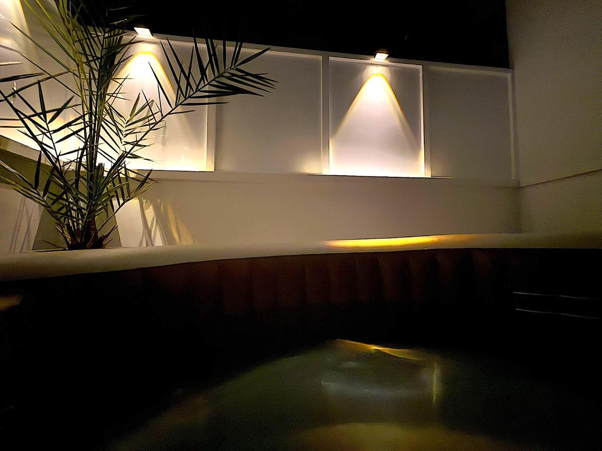 Atico Con Jacuzzi Privado , 1 Min Walk De Playa Levante سانتا بولا المظهر الخارجي الصورة